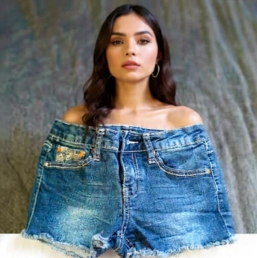 Zco blue Jean shorts with heart pockets